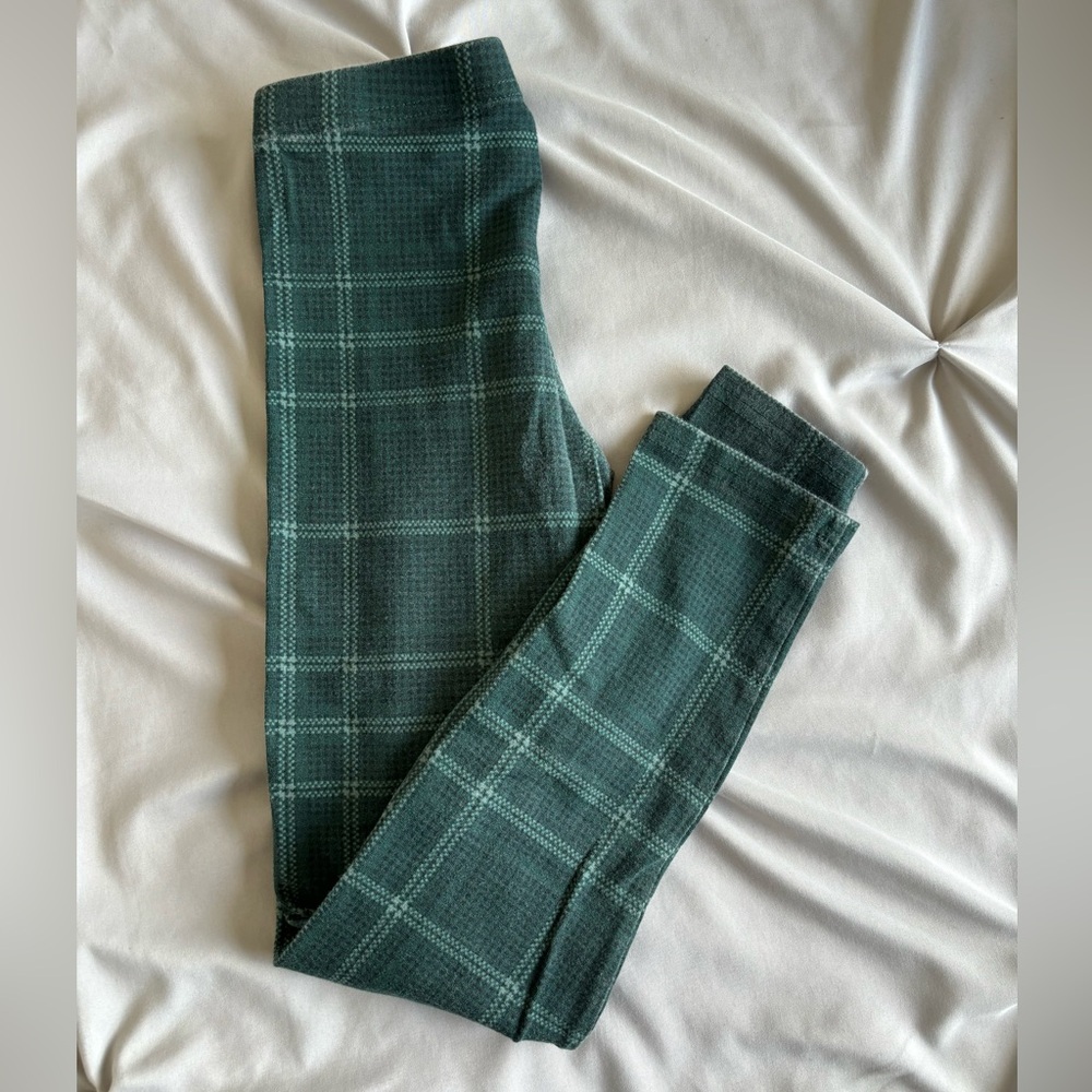 Old Navy Kids Green Plaid Built in Tough Leggings Size Girls Medium (8)